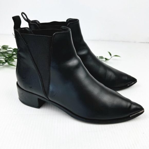 Acne Studios Jensen black Smooth Leather Pointed Toe Chelsea Boot 6.5 - Picture 3 of 11